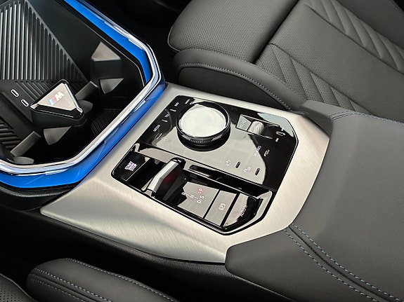 BMW X3 9 of 15