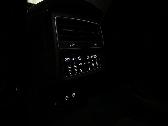 Audi RS Q8 11 of 21