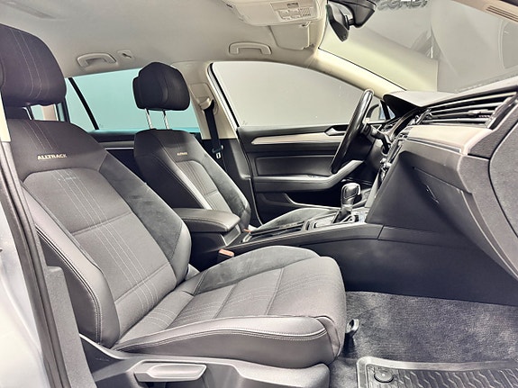 Volkswagen Passat Alltrack 8 of 13