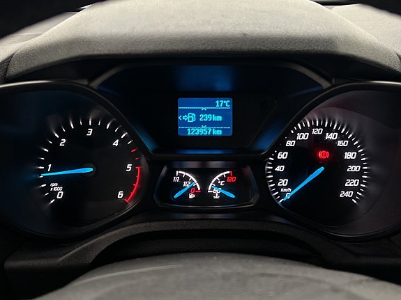 Ford Transit Connect 17 of 29