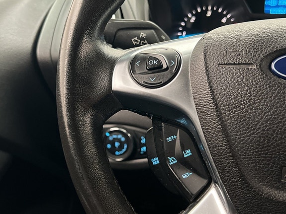 Ford Transit Connect 16 of 29