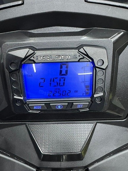 Polaris INDY XCR 650 137" 5 of 5