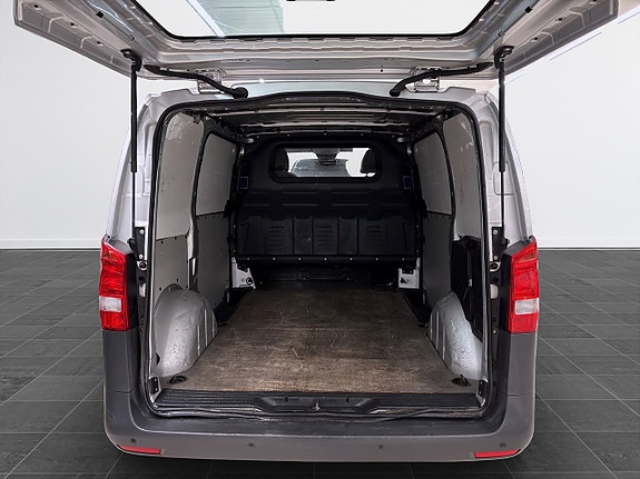 Mercedes-Benz Vito 114 11 of 14