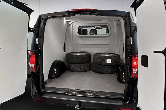 Mercedes-Benz Vito 119 12 of 27