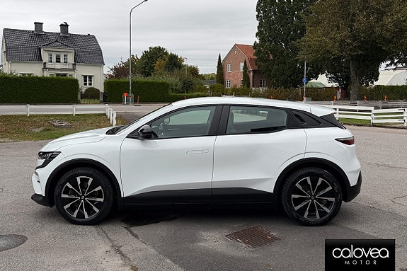 Renault Megane E-Tech 14 of 14