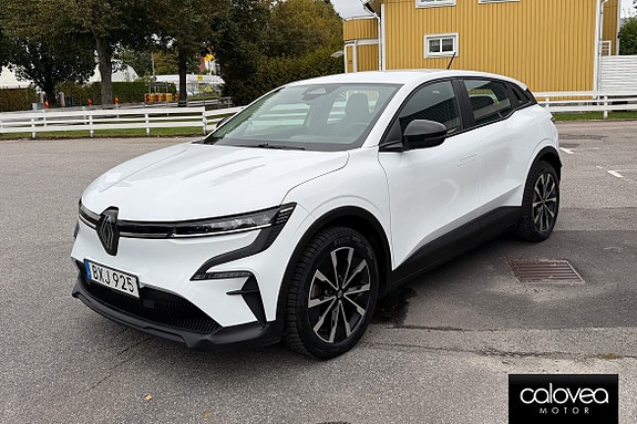 Renault Megane E-Tech 11 of 14