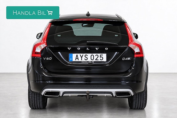 Volvo V60 Cross Country 5 of 17