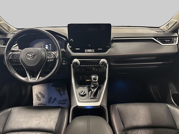 Toyota RAV4 9 of 11