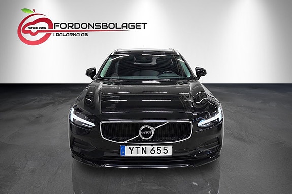 Volvo V90 2 of 21
