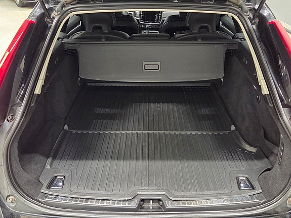 Volvo V90 13 of 21