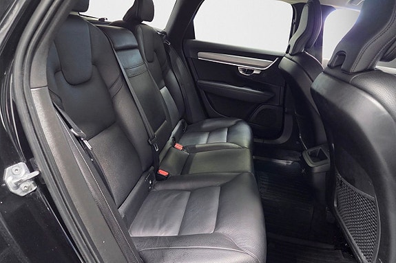 Volvo V90 11 of 21