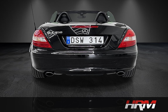 Mercedes-Benz SLK350 8 of 16