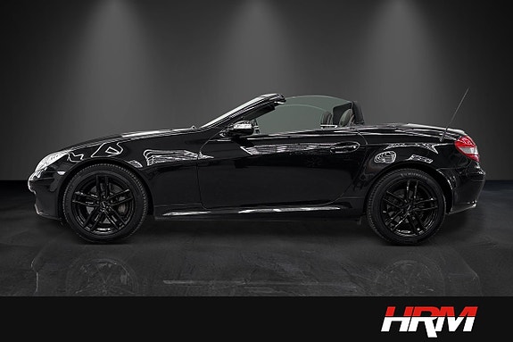 Mercedes-Benz SLK350 3 of 16