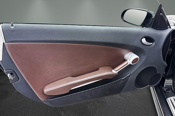 Mercedes-Benz SLK350 13 of 16