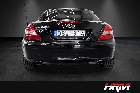 Mercedes-Benz SLK350 7 of 16