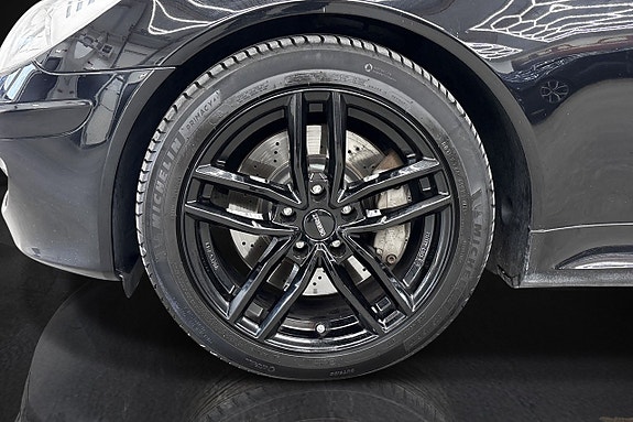 Mercedes-Benz SLK350 10 of 16