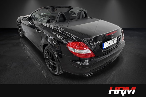Mercedes-Benz SLK350 11 of 16