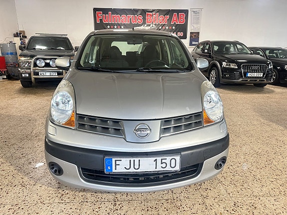 Nissan Note 2 of 10