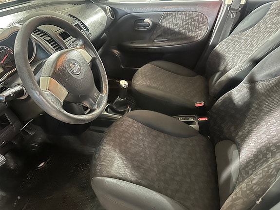 Nissan Note 6 of 10