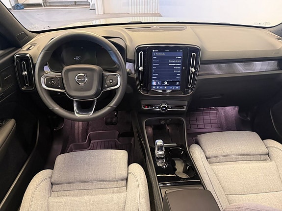 Volvo C40 18 of 25
