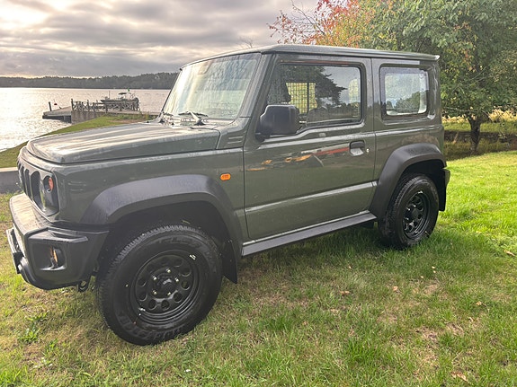 Suzuki Jimny 7 of 7