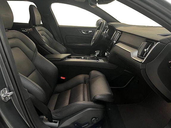 Volvo V60 4 of 14
