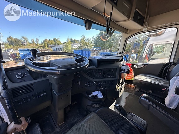 Volvo 540 FH 6x4 Lastväxlare 18 of 27