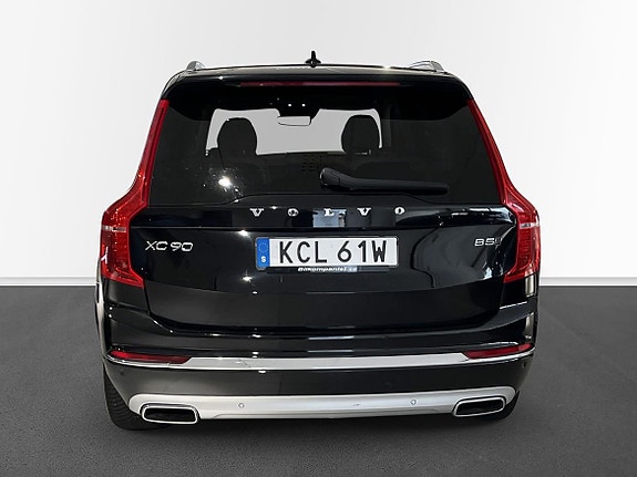 Volvo XC90 6 of 10