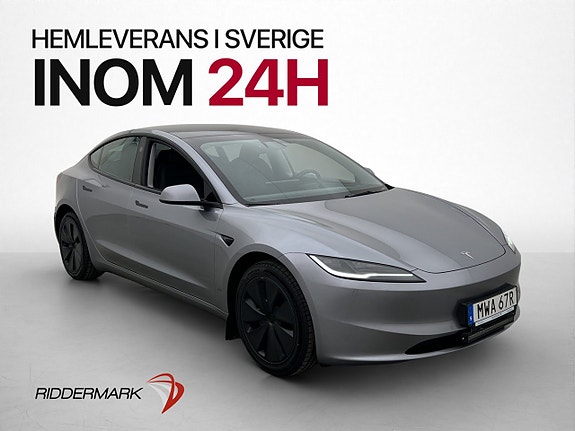 Tesla Model 3 4 of 30