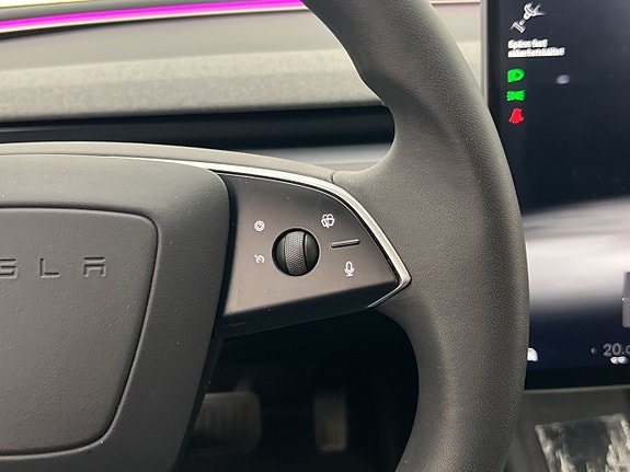 Tesla Model 3 13 of 30