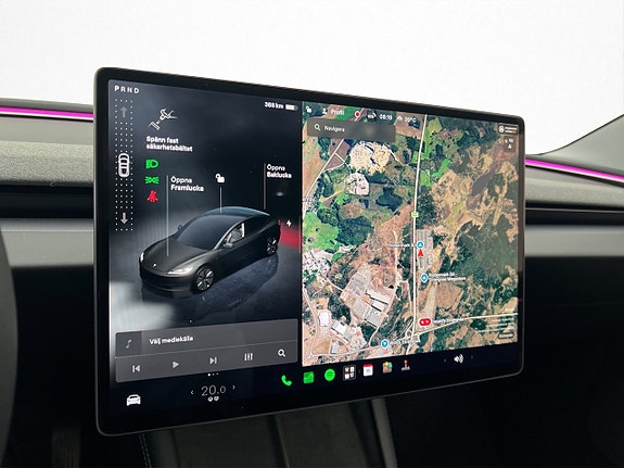 Tesla Model 3 16 of 30