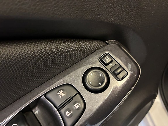 Nissan Juke 13 of 15