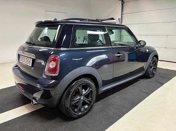 MINI Cooper 3 of 11