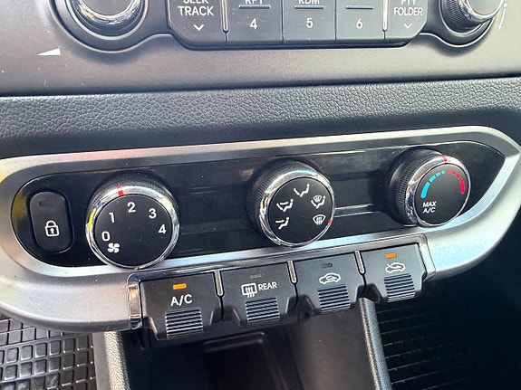 Kia Rio 20 of 25