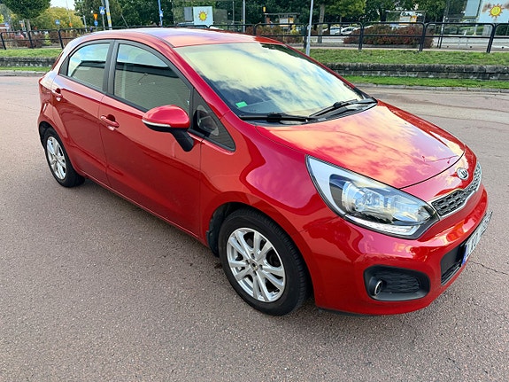 Kia Rio 8 of 25