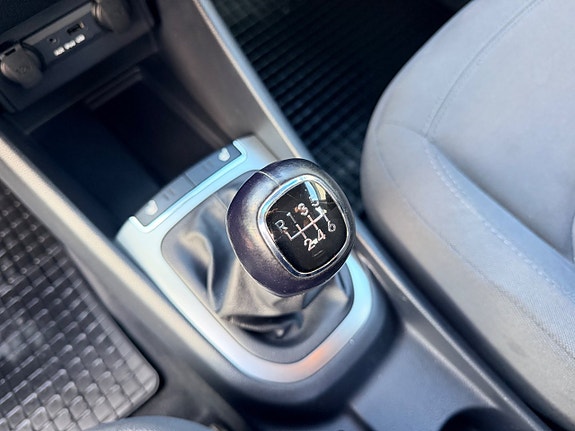 Kia Rio 21 of 25