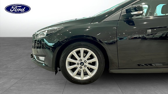 Ford Focus 9 of 9
