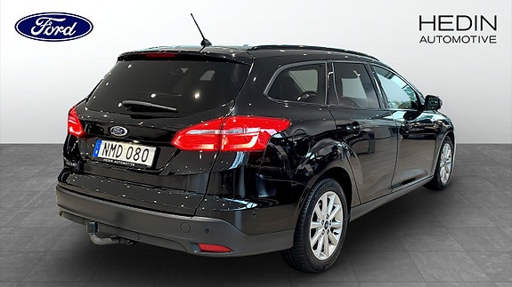 Ford Focus 2 of 9