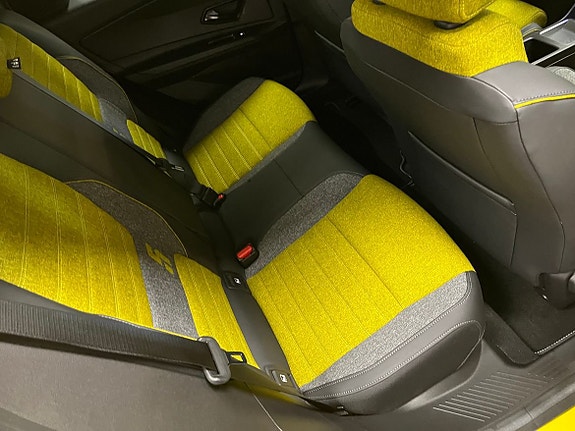 Renault 5 E-Tech 7 of 17