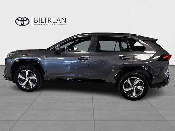 Toyota RAV4 3 of 13