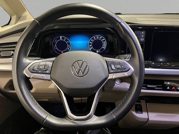 Volkswagen Multivan 16 of 16