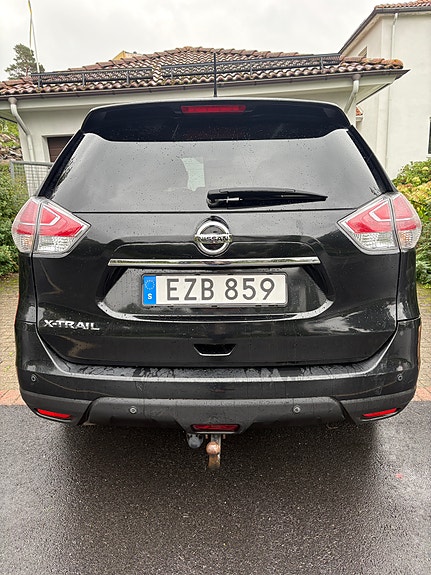 Nissan X-Trail 4 of 17