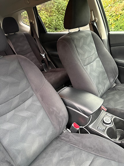 Nissan X-Trail 17 of 17