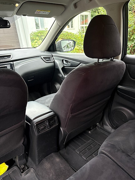 Nissan X-Trail 14 of 17