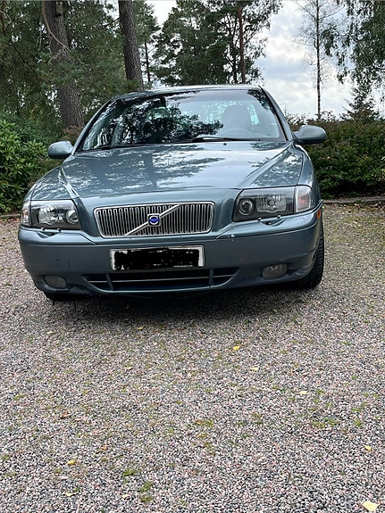 Volvo S80 3 of 3