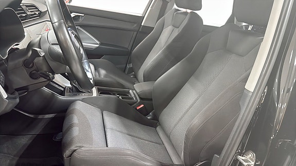 Audi Q3 9 of 11