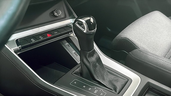Audi Q3 10 of 11
