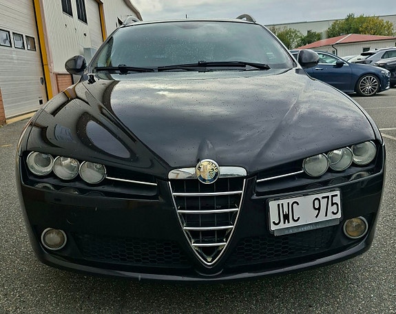 Alfa Romeo 159 12 of 14