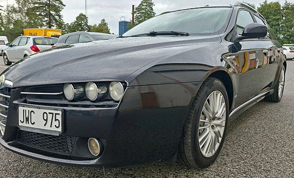 Alfa Romeo 159 10 of 14
