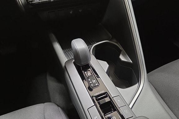 Toyota C-HR 19 of 19